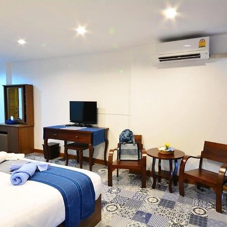 Hotel The Indigo House Phrae Exterior foto
