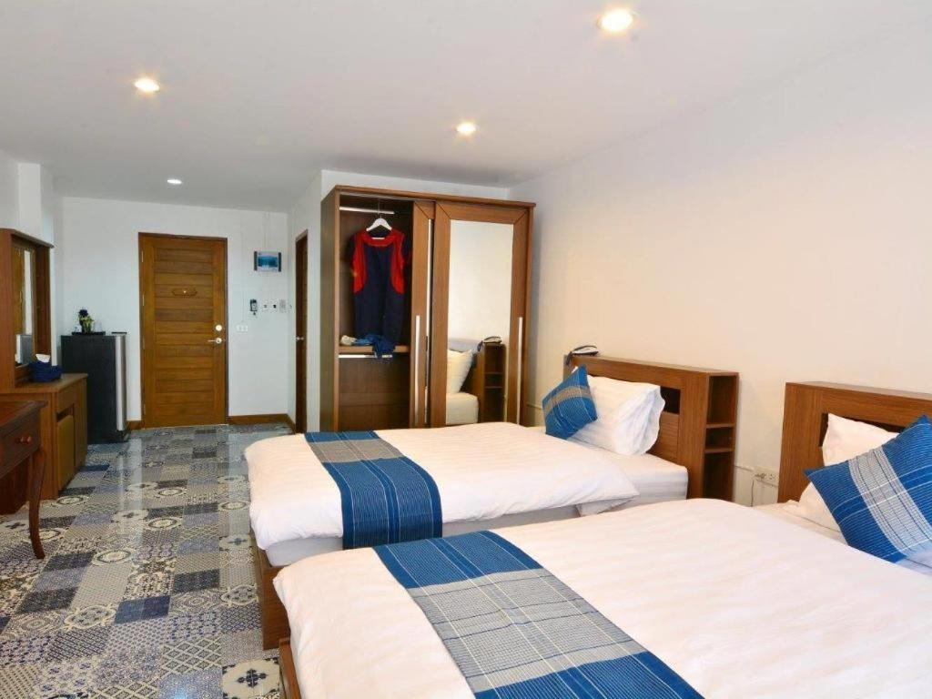 Hotel The Indigo House Phrae Exterior foto