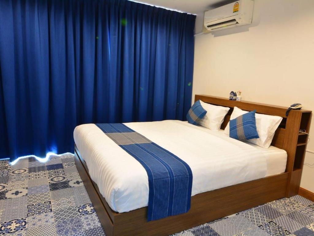 Hotel The Indigo House Phrae Exterior foto