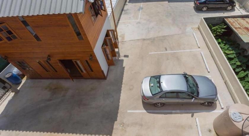 Hotel The Indigo House Phrae Exterior foto