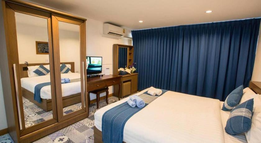 Hotel The Indigo House Phrae Exterior foto